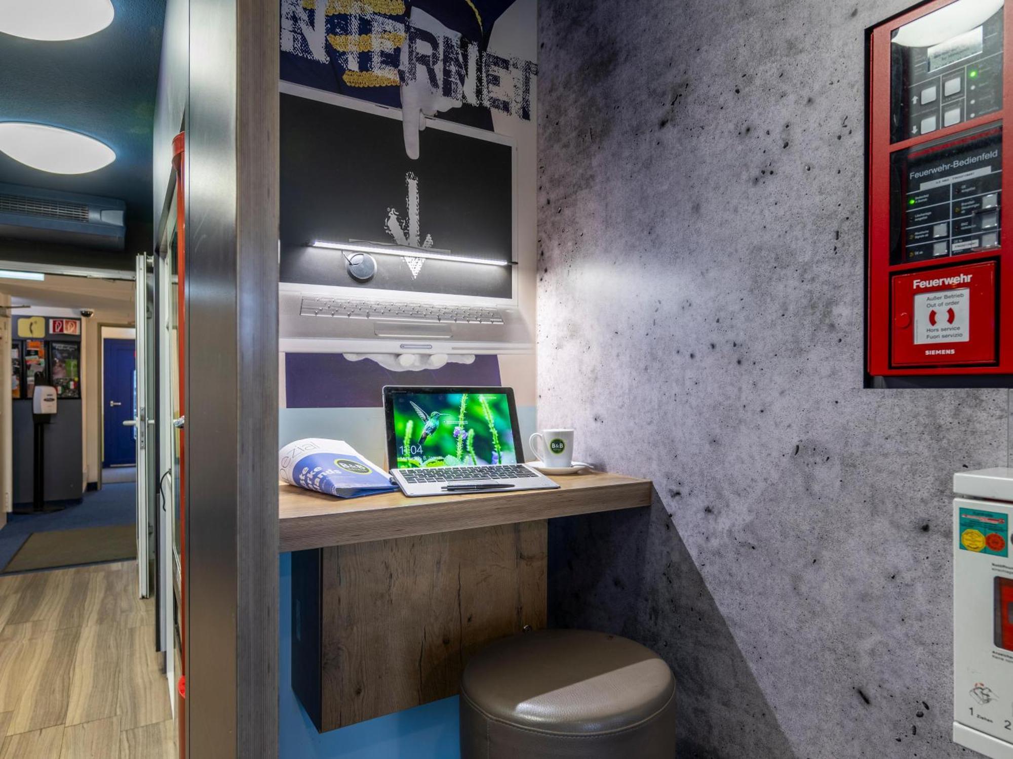 ibis budget Bremen City Süd Buitenkant foto